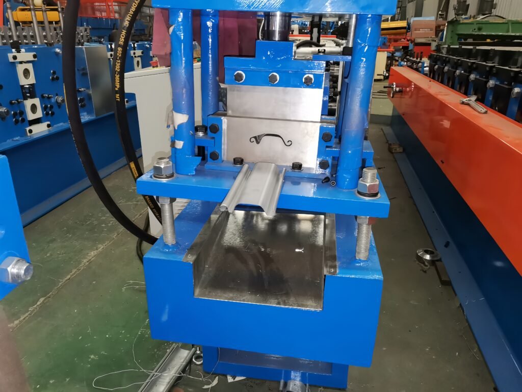 shutter door roll forming machine