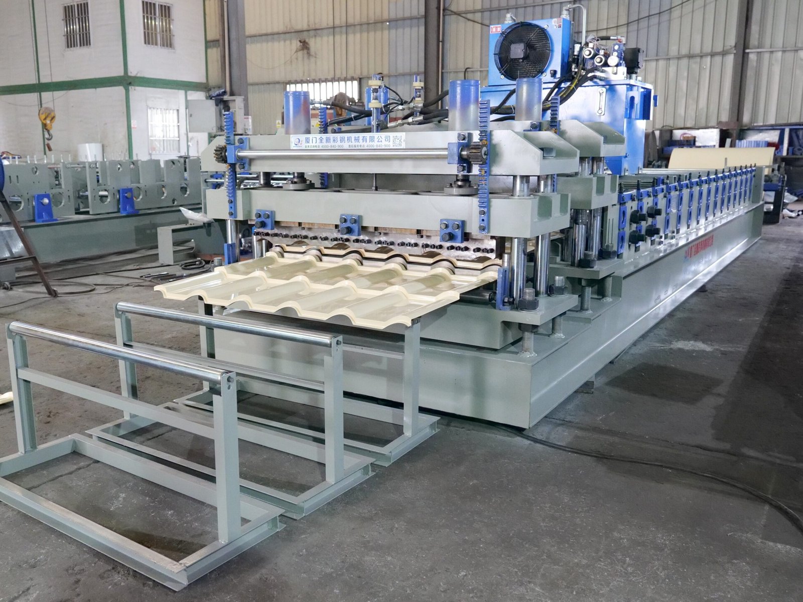 High Speed Glazed Tile Roll Forming Machine high speed glazed tile roll forming machine