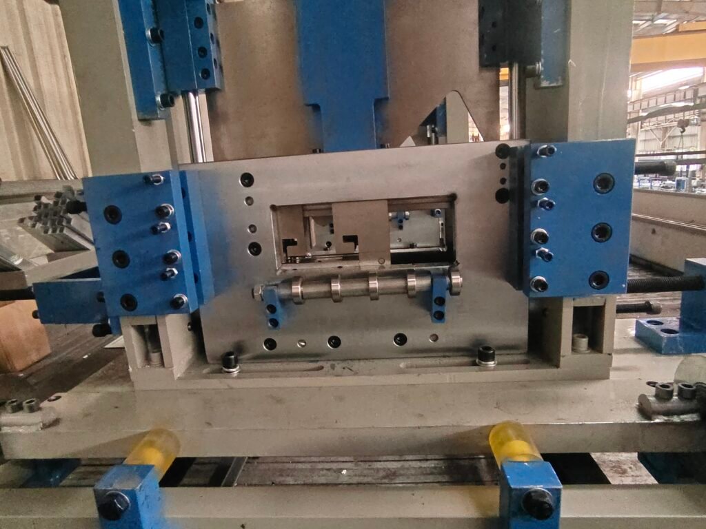 cz purlin forming machine
