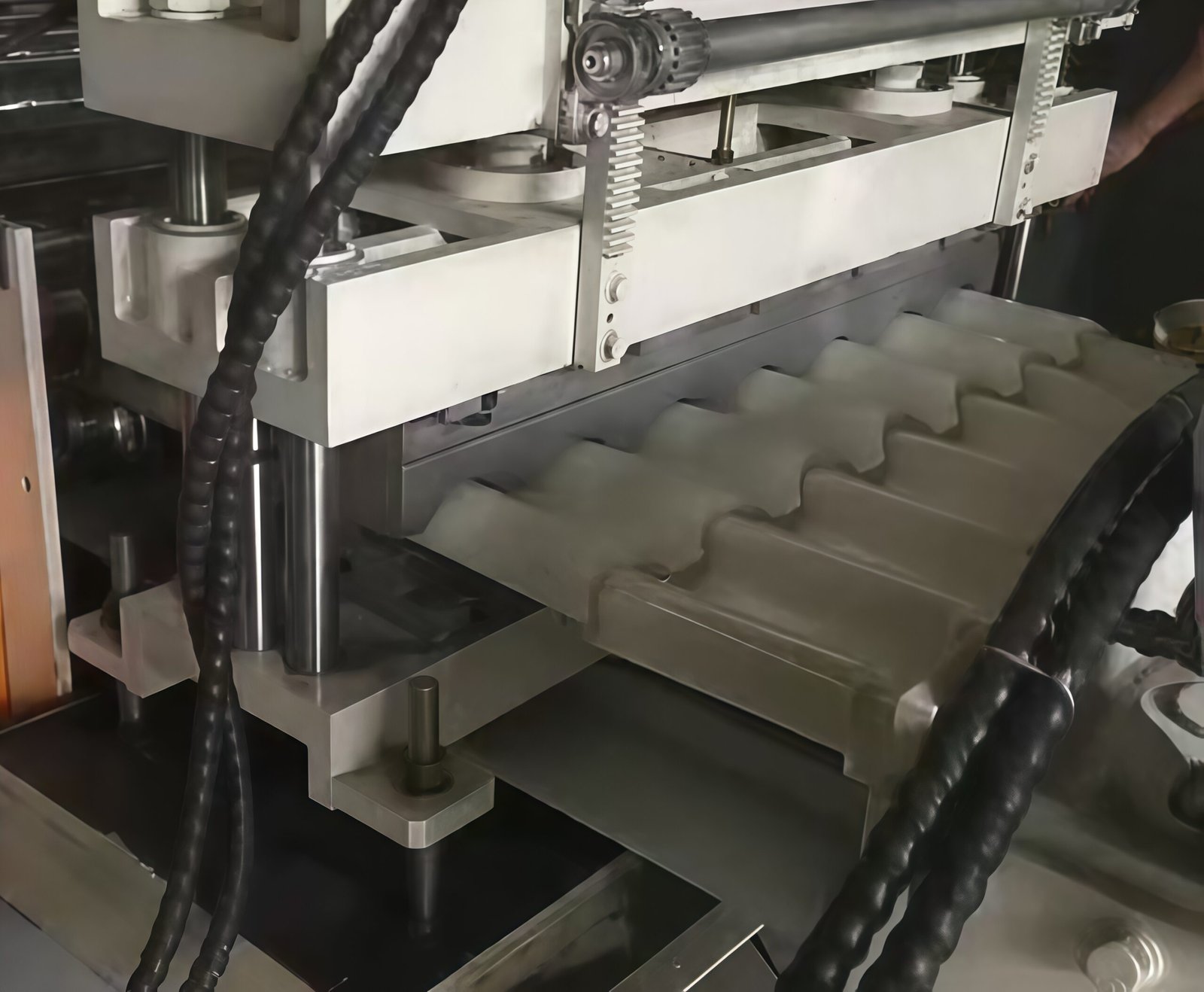 fast speed step tile roll forming machine fast speed step tile roll forming machine