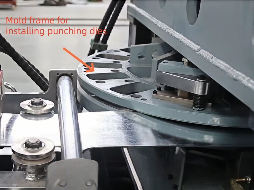 c50 160 solar bracket roll forming machine