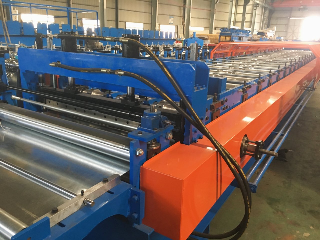 steel deck roll forming machine